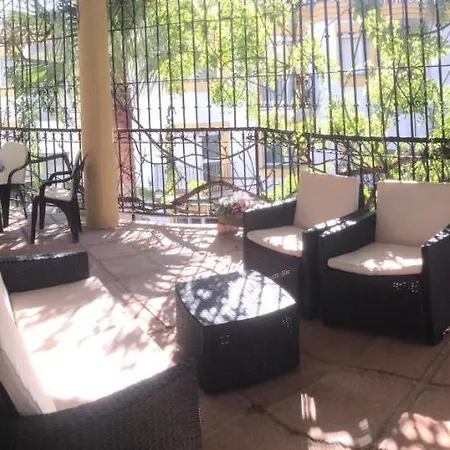 2-bed Apt In Under 2km To Beach * Sitio de Calahonda