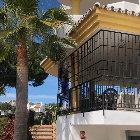2-bed Apt In Under 2km To Beach Appartement