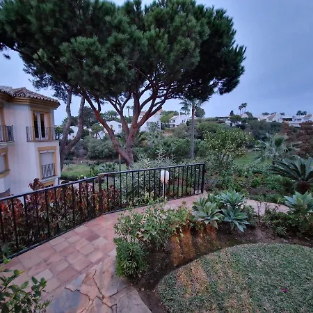 2-bed Apt In Under 2km To Beach * Sitio de Calahonda